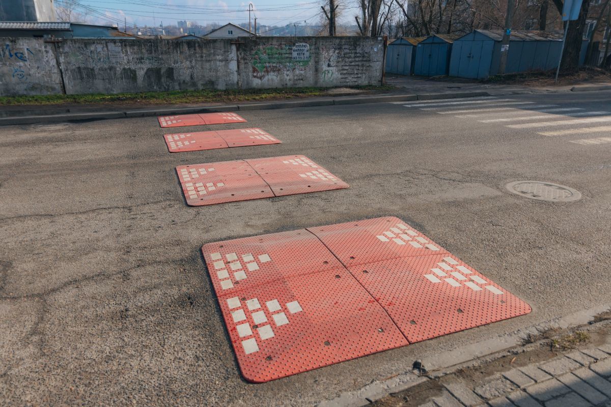 speed_cushions