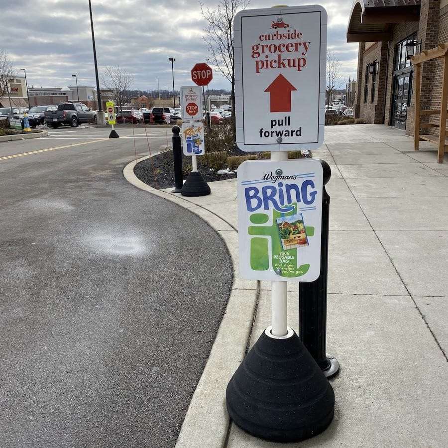curbside pickup lane